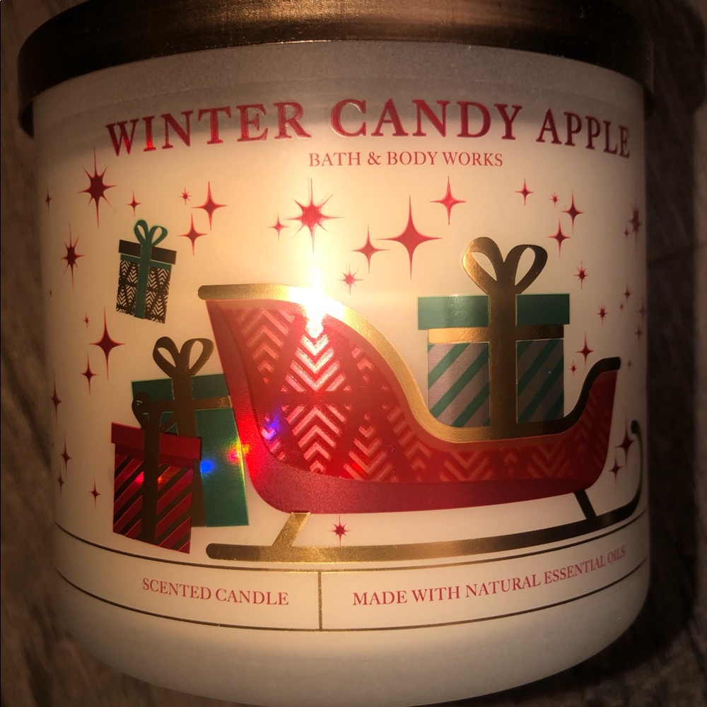 BRAND NEW Bath & Body Works WINTER CANDY APPLE 3 Wick Candle BURNS 25+ Hrs